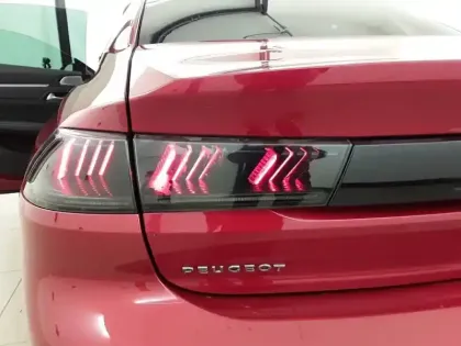 Photo 16 Peugeot 508  BlueHDi 160 ch S&S EAT8