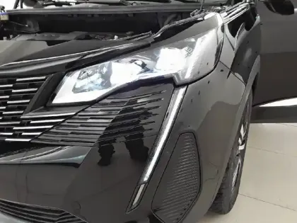 Photo 15 Peugeot 3008  Hybrid 225 e-EAT8