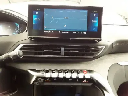 Photo 14 Peugeot 3008  Hybrid 225 e-EAT8