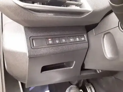 Photo 20 Peugeot 3008  Hybrid 225 e-EAT8