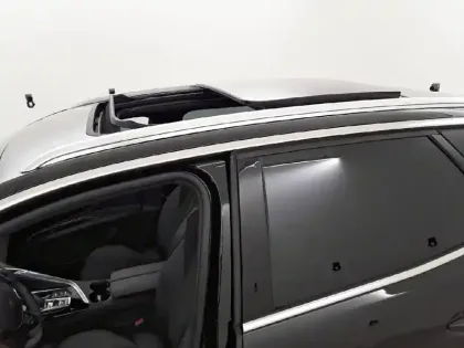 Photo 26 Peugeot 3008  Hybrid 225 e-EAT8