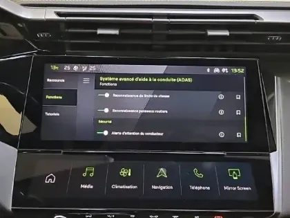 Photo 22 Peugeot 308  SW BlueHDi 130ch S&S EAT8