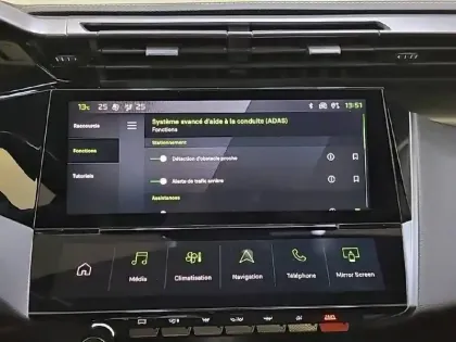 Photo 20 Peugeot 308  SW BlueHDi 130ch S&S EAT8