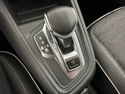 Photo 12 Renault Captur  E-Tech Plug-in 160 - 21