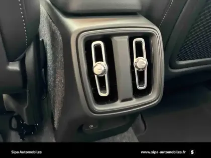 Photo 29 Volvo Xc40  B3 163 ch DCT7