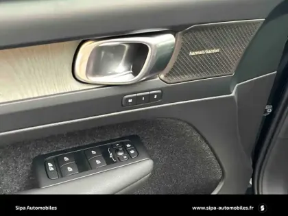 Photo 19 Volvo Xc40  B3 163 ch DCT7