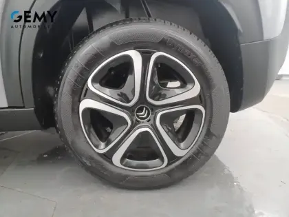 Photo 31 Citroën C3 Aircross  PureTech 110 S&S BVM6