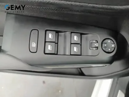 Photo 35 Citroën C5 aircross  Hybride Rechargeable 225 S&S e-EAT8