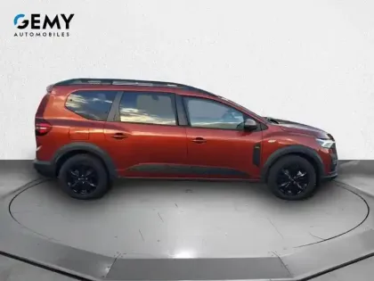 Photo 3 Dacia Jogger  Hybrid 140 7 places GSR2