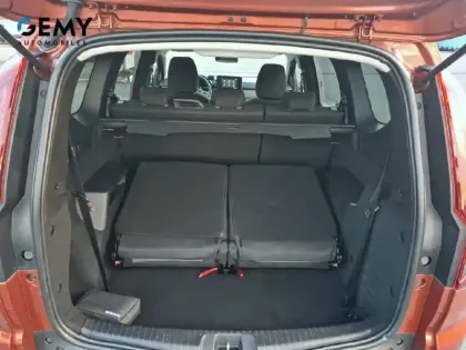 Photo 5 Dacia Jogger  Hybrid 140 7 places GSR2