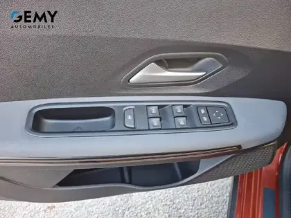 Photo 12 Dacia Jogger  Hybrid 140 7 places GSR2