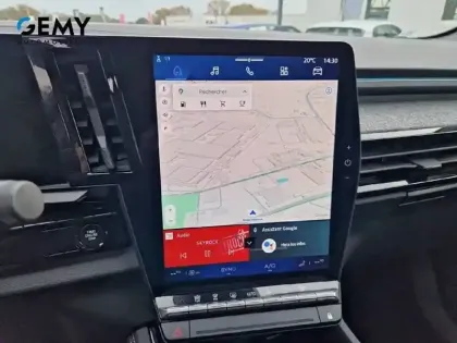 Photo 16 Renault Espace  E-Tech full hybrid 200 GSR2