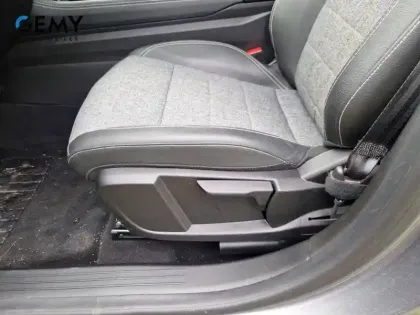 Photo 19 Renault Espace  E-Tech full hybrid 200 GSR2