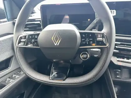 Photo 8 Renault 4 Renault  E-Tech Electrique 150 ch autonomie confort