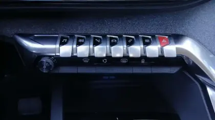 Photo 19 Peugeot 3008  BlueHDi 130ch S&S EAT8