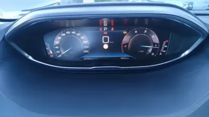 Photo 17 Peugeot 3008  BlueHDi 130ch S&S EAT8