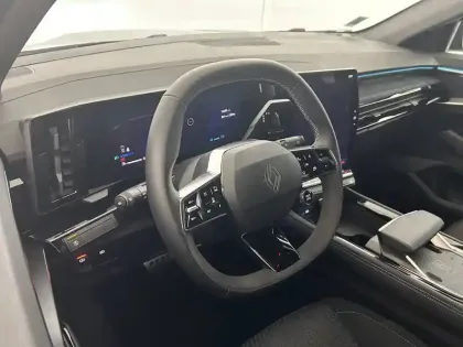 Photo 18 Renault Austral  E-Tech full hybrid 200 GSR2