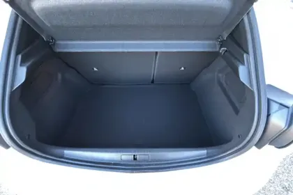 Photo 10 Peugeot 208  Hybrid 110 e-DCS6