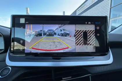 Photo 18 Peugeot 208  Hybrid 110 e-DCS6