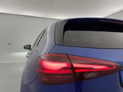 Photo 27 Mercedes Classe A  200 7G-DCT