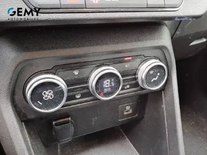 Photo 14 Dacia Sandero  ECO-G 100 - 22