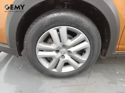 Photo 46 Dacia Sandero  ECO-G 100 - 22