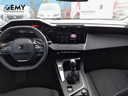 Photo 7 Peugeot 308  SW PureTech 110ch S&S BVM6