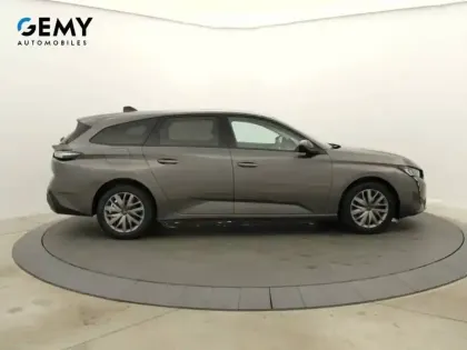 Photo 28 Peugeot 308  SW PureTech 110ch S&S BVM6