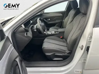 Photo 29 Peugeot 308  Plug-in Hybrid 195 ch e-DCS7