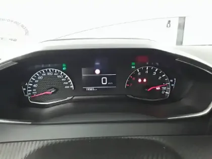 Photo 9 Peugeot 208  PureTech 75 S&S BVM5