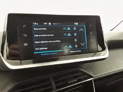 Photo 17 Peugeot 208  PureTech 75 S&S BVM5