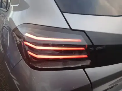 Photo 16 Peugeot 208  Hybrid 110 e-DCS6