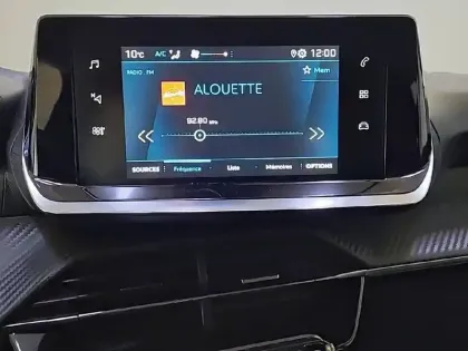 Photo 38 Peugeot 208  PureTech 75 S&S BVM5