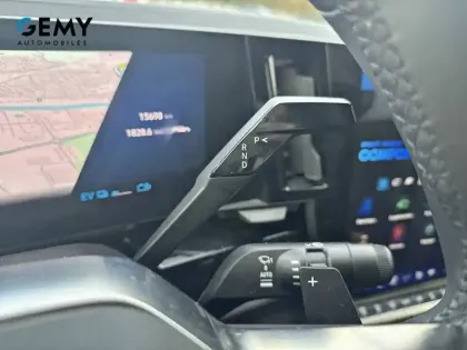 Photo 32 Renault Rafale  E-Tech full hybrid 200