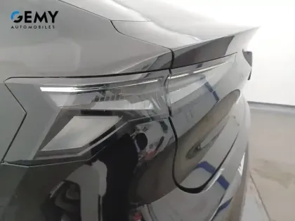 Photo 70 Renault Rafale  E-Tech full hybrid 200