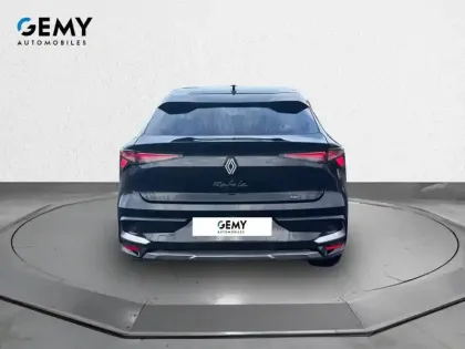 Photo 4 Renault Rafale  E-Tech full hybrid 200