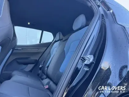 Photo 13 Volvo Ex30  Single 272 ch 1EDT