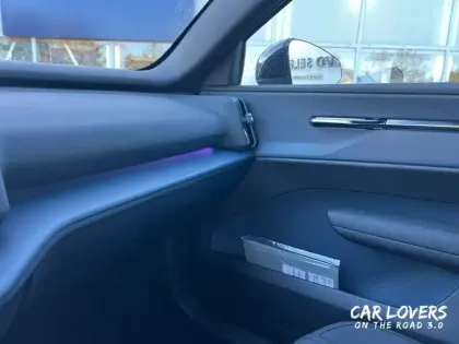 Photo 21 Volvo Ex30  Single 272 ch 1EDT