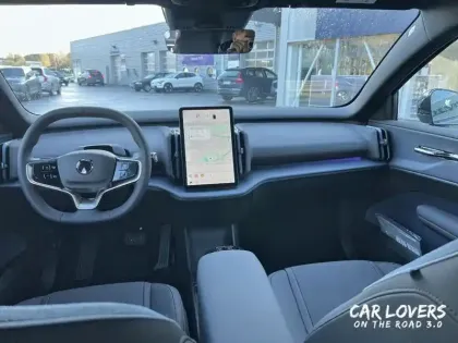 Photo 16 Volvo Ex30  Single 272 ch 1EDT