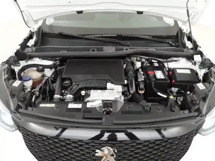 Photo 24 Peugeot 2008  PureTech 100 S&S BVM6