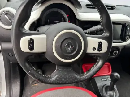 Photo 11 Renault Twingo  III 0.9 TCe 90 E6C