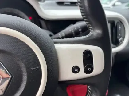 Photo 19 Renault Twingo  III 0.9 TCe 90 E6C