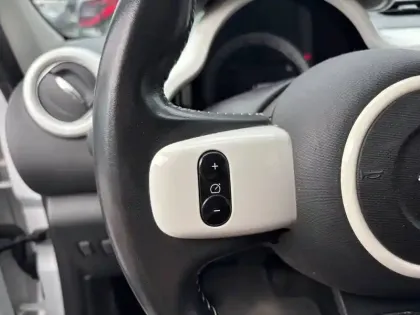 Photo 18 Renault Twingo  III 0.9 TCe 90 E6C