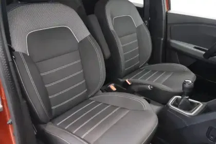 Photo 10 Dacia Jogger  TCe 110 5 places