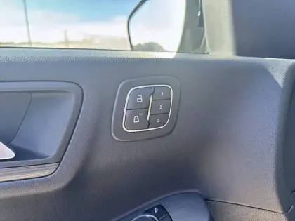 Photo 20 Ford Kuga  2.5 Duratec 183 ch FHEV I-AWD Powershift