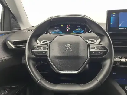 Photo 22 Peugeot 3008  Hybrid 225 e-EAT8