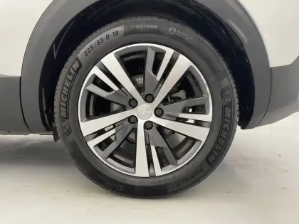 Photo 15 Peugeot 3008  Hybrid 225 e-EAT8