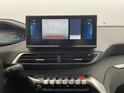 Photo 29 Peugeot 3008  Hybrid 225 e-EAT8