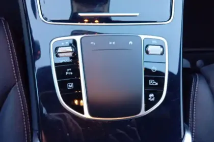 Photo 20 Mercedes Classe GLC GLC 300 e 9G-Tronic 4Matic