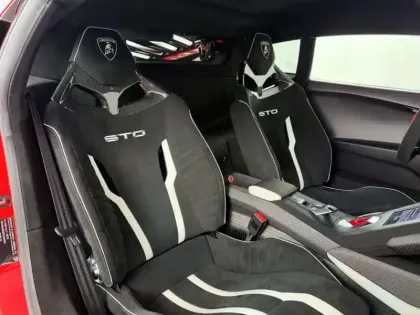 Photo 27 Lamborghini Huracan  STO 5.2 V10 640 RWD LDF7